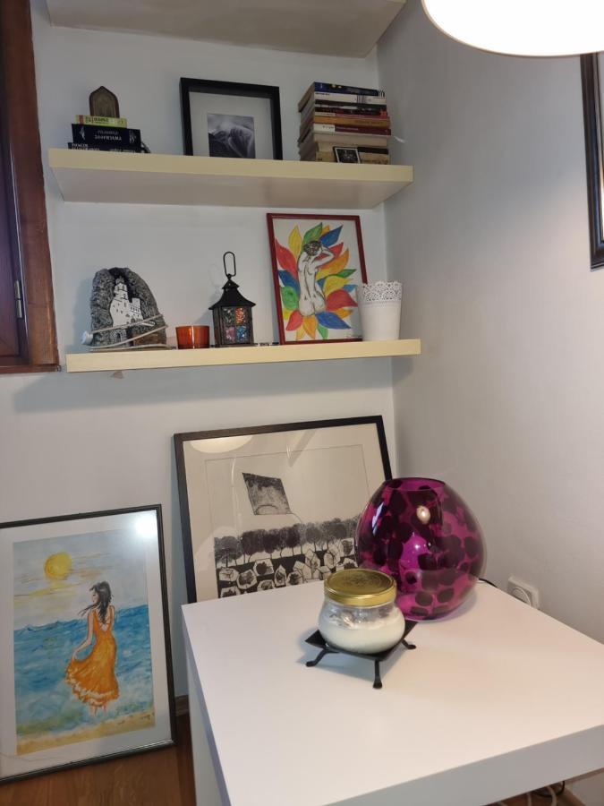One Bedroom Centre Apartment พอดโกริกา ภายนอก รูปภาพ